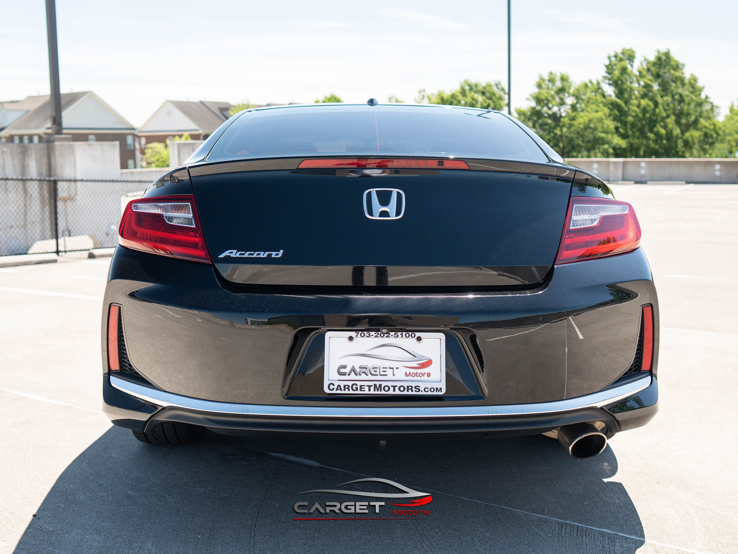 Vehicle image 5 of 40