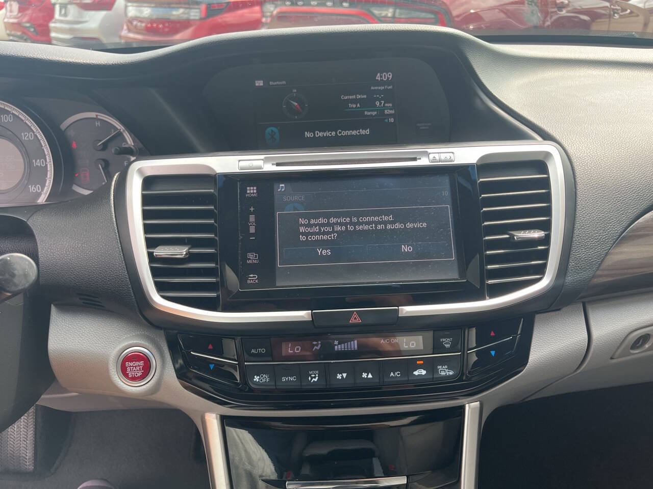 Vehicle image 8 of 18