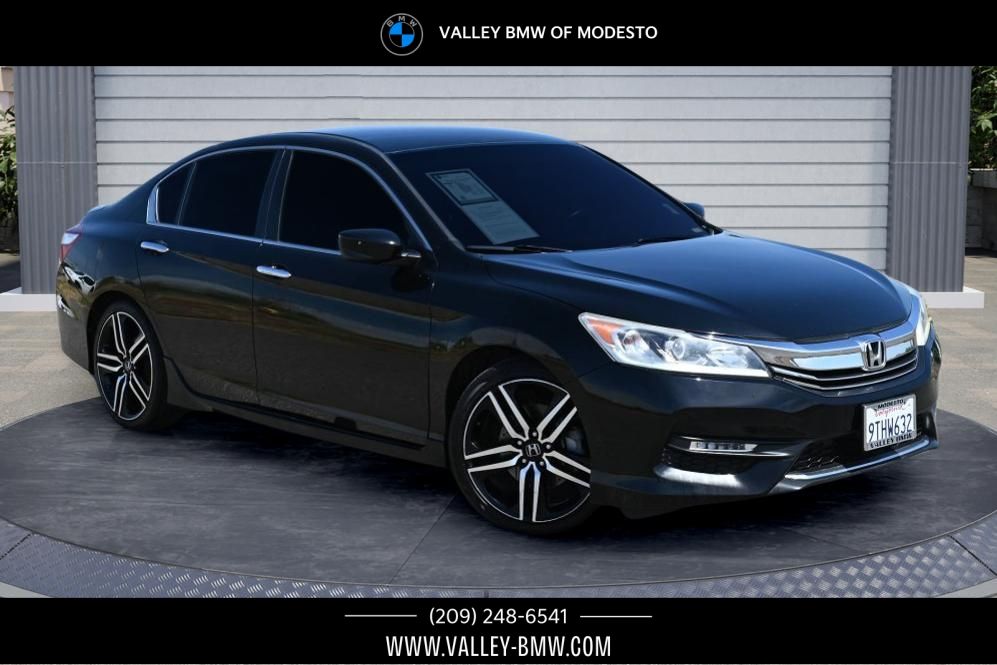 2016 Honda Accord Sport Image 1 of 22