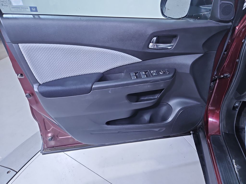 Vehicle image 10 of 28