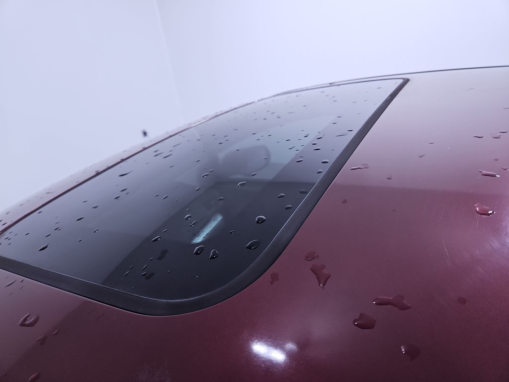 Vehicle image 20 of 28