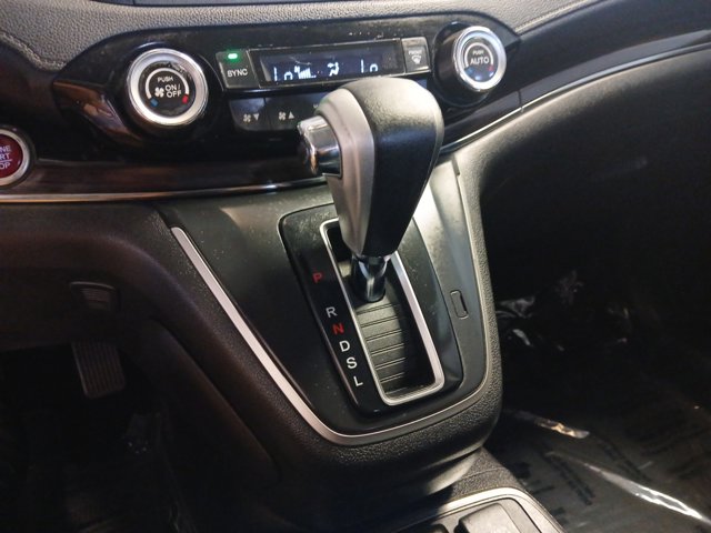 Vehicle image 18 of 22