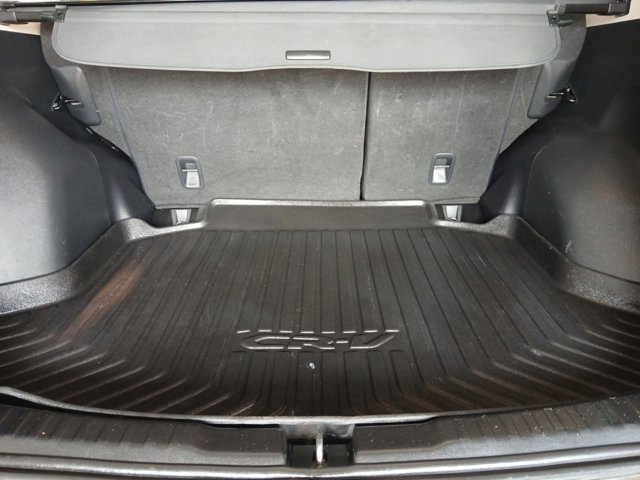 Vehicle image 10 of 22