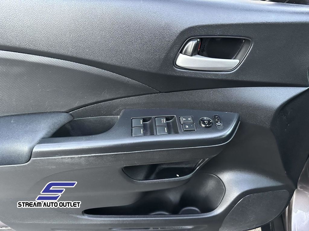 2016 Honda CR-V SE Image 17 of 31