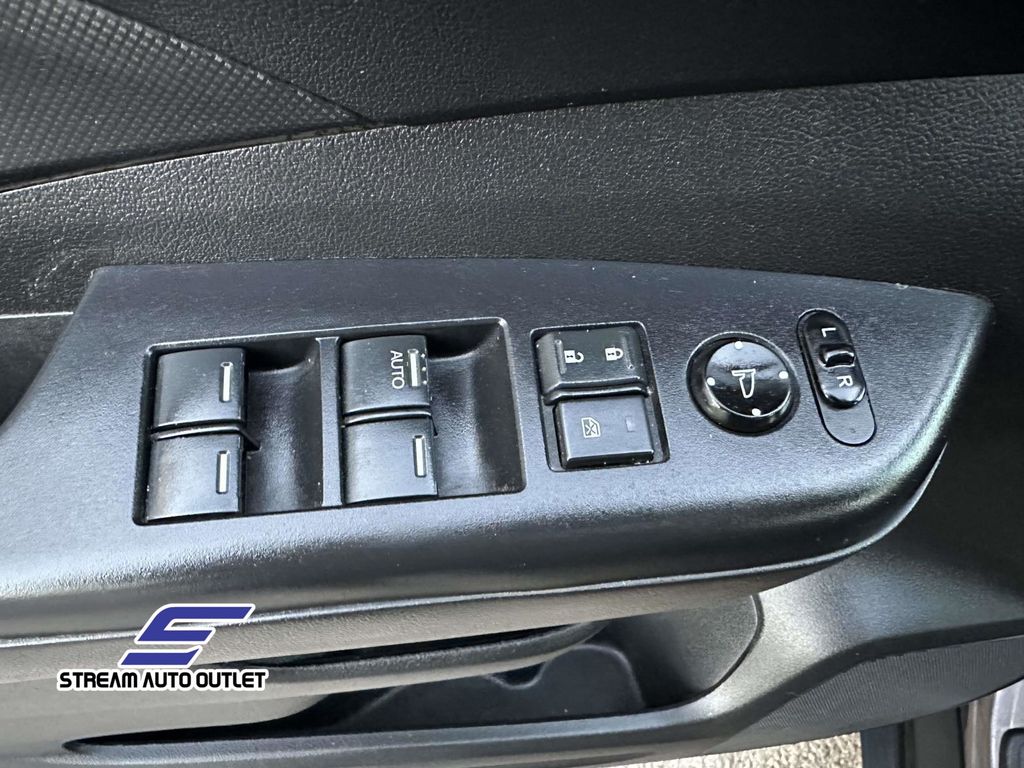 2016 Honda CR-V SE Image 24 of 31