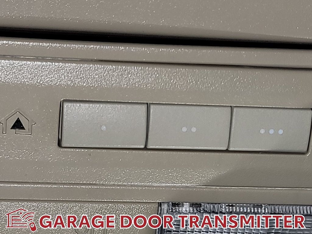 Vehicle image 25 of 31
