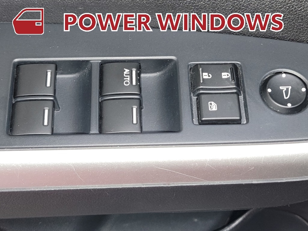Vehicle image 28 of 31