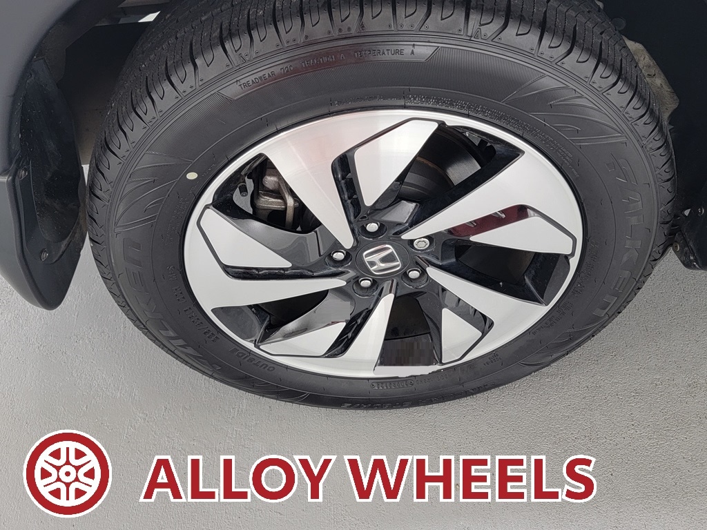 Vehicle image 10 of 31