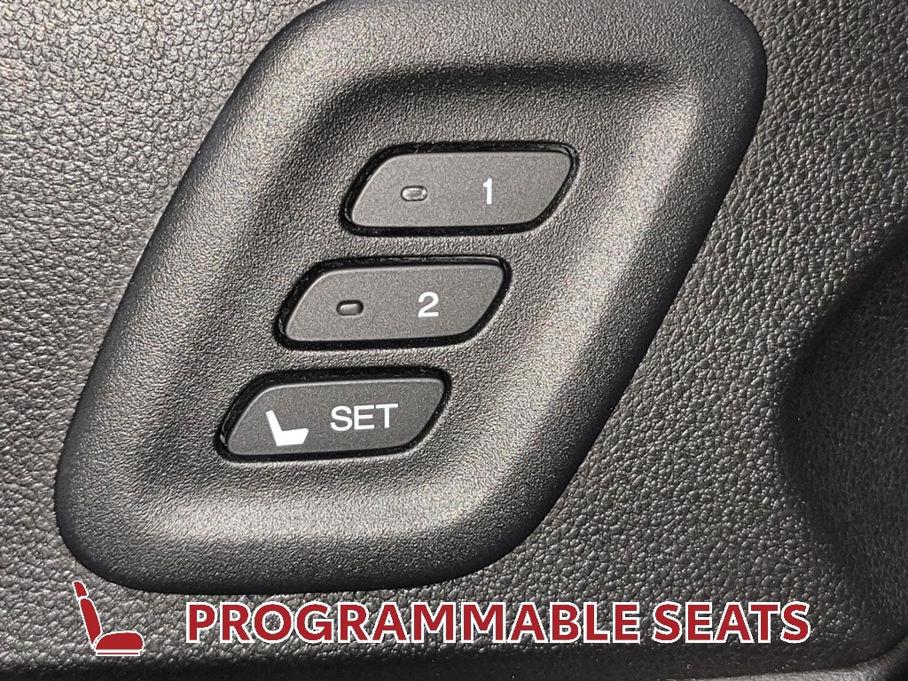Vehicle image 21 of 31