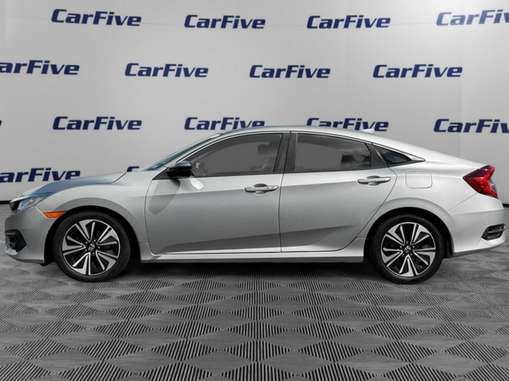 Vehicle image 2 of 33
