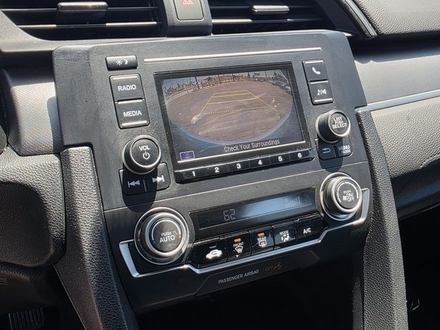 Vehicle image 25 of 34