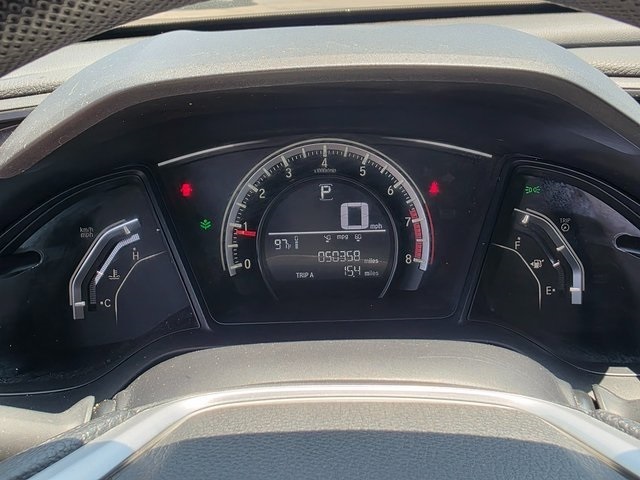 Vehicle image 23 of 34