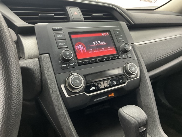 Vehicle image 15 of 24