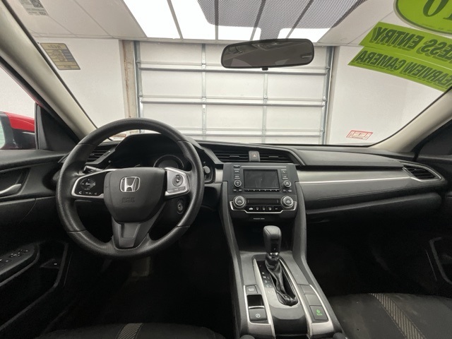 Vehicle image 9 of 24