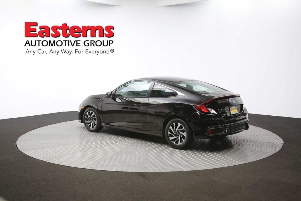 Vehicle image 33 of 60