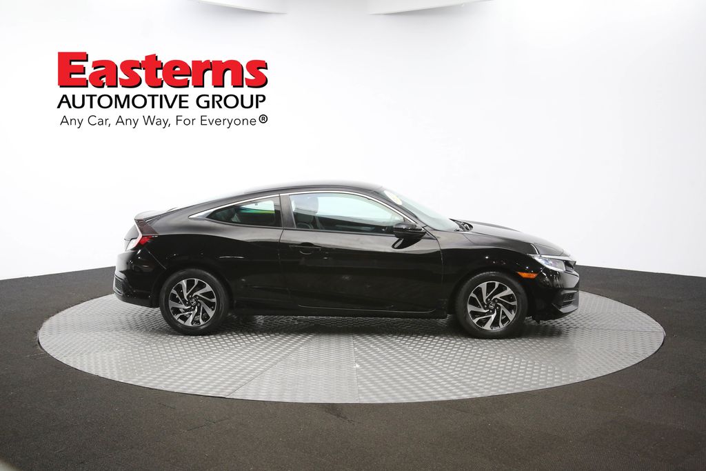 Vehicle image 18 of 60