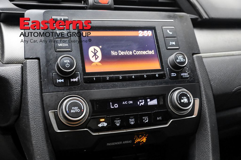 Vehicle image 47 of 60