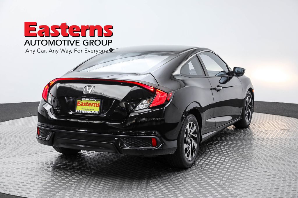 Vehicle image 25 of 60