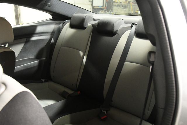 Vehicle image 17 of 20
