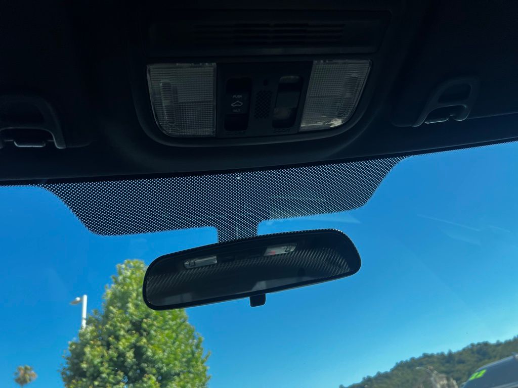 Vehicle image 28 of 28