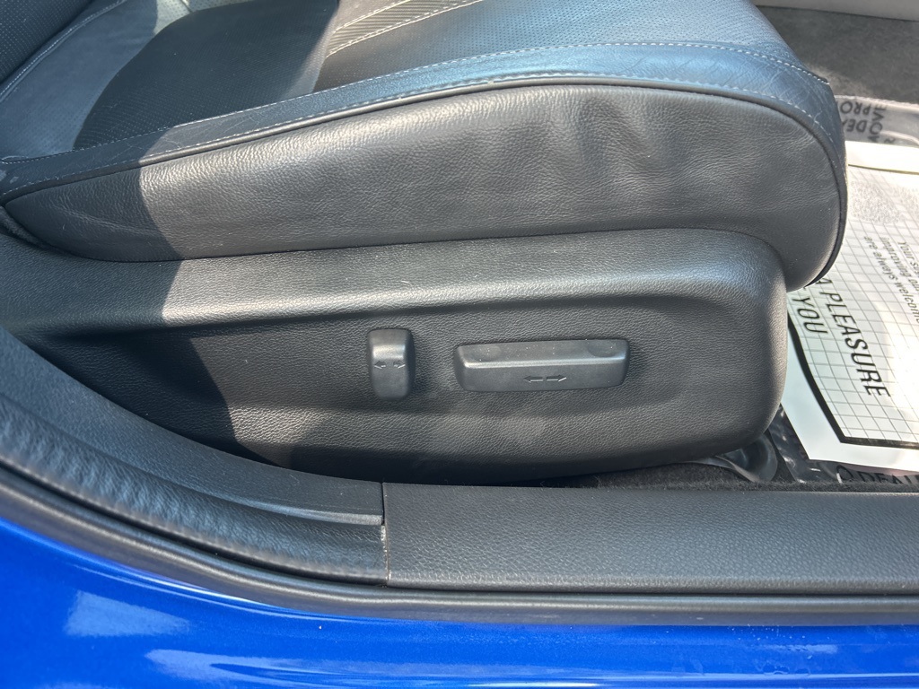 Vehicle image 48 of 50
