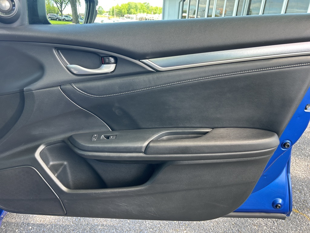 Vehicle image 44 of 50