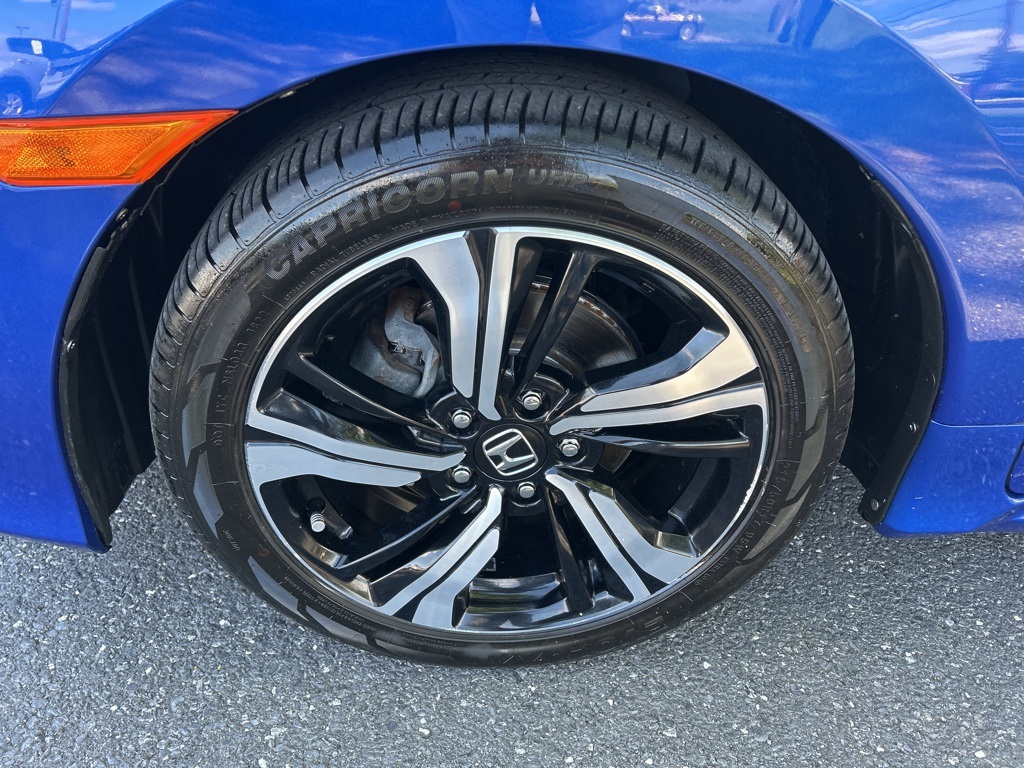 Vehicle image 12 of 50