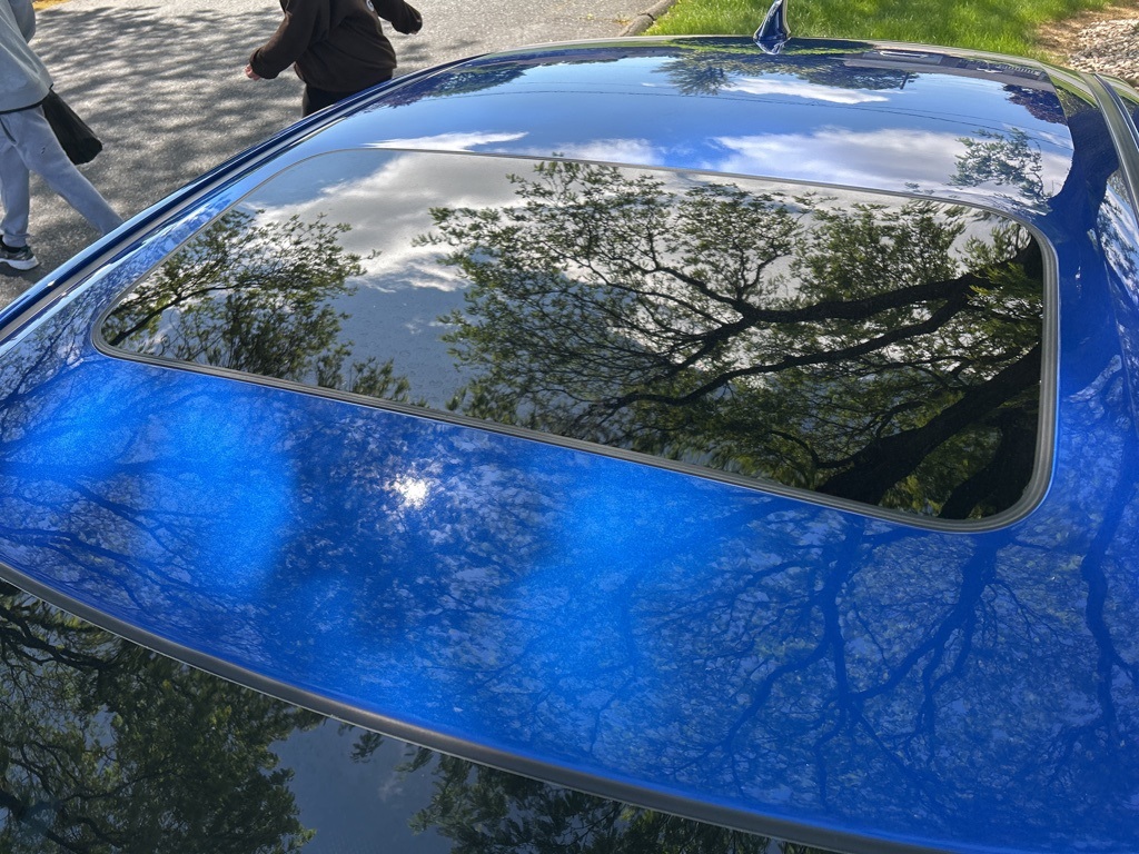 Vehicle image 14 of 50