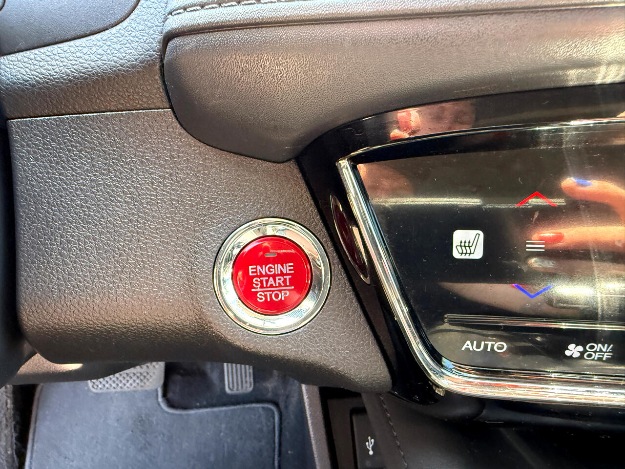 Vehicle image 22 of 29