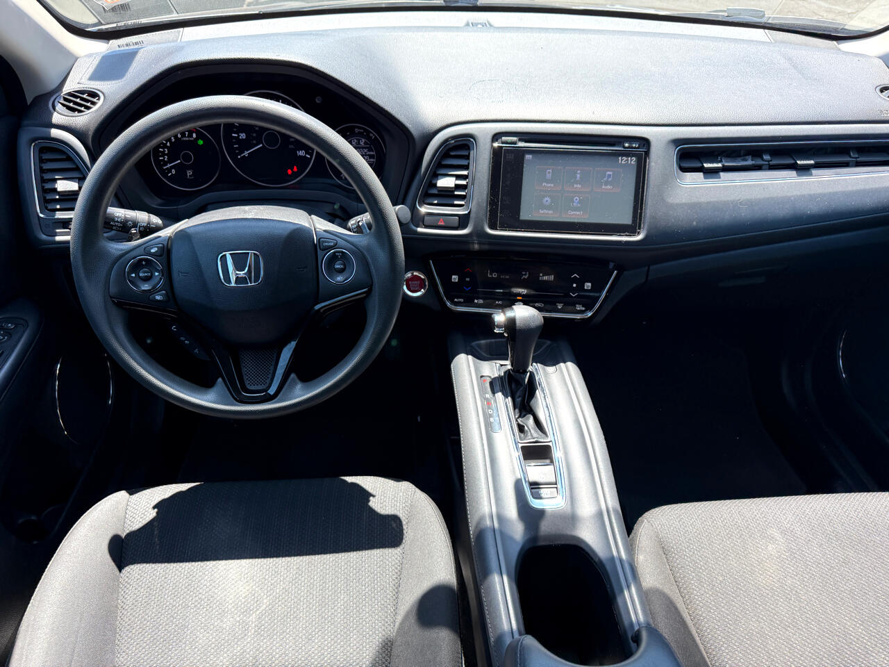 Vehicle image 14 of 29
