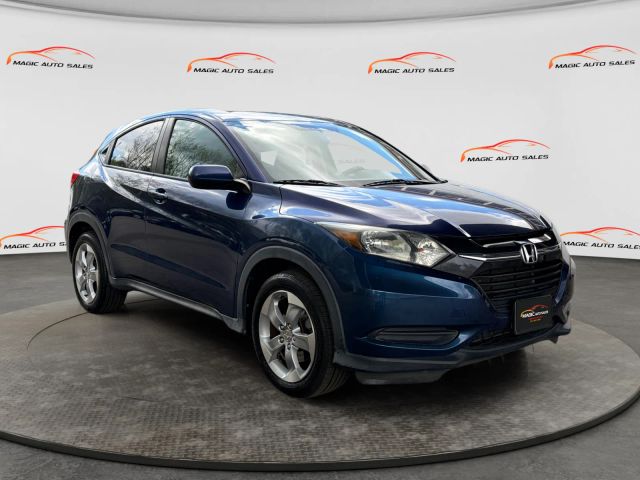 2016 Honda HR-V LX Image 3 of 37