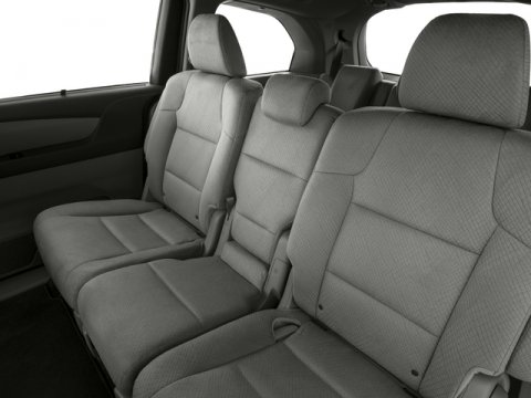 Vehicle image 13 of 15