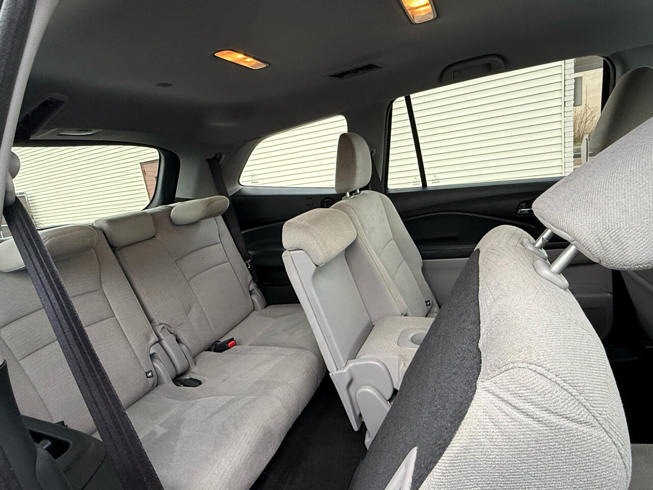 Vehicle image 4 of 4