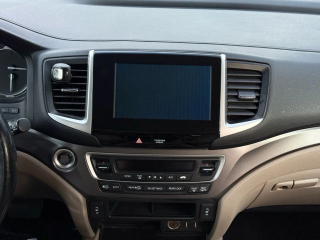 2016 Honda Pilot EX-L Image 25 of 38