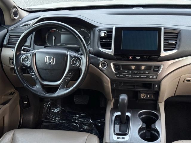2016 Honda Pilot EX-L Image 20 of 38