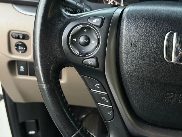 2016 Honda Pilot EX-L Image 23 of 38