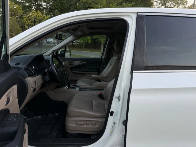 2016 Honda Pilot EX-L Image 35 of 38