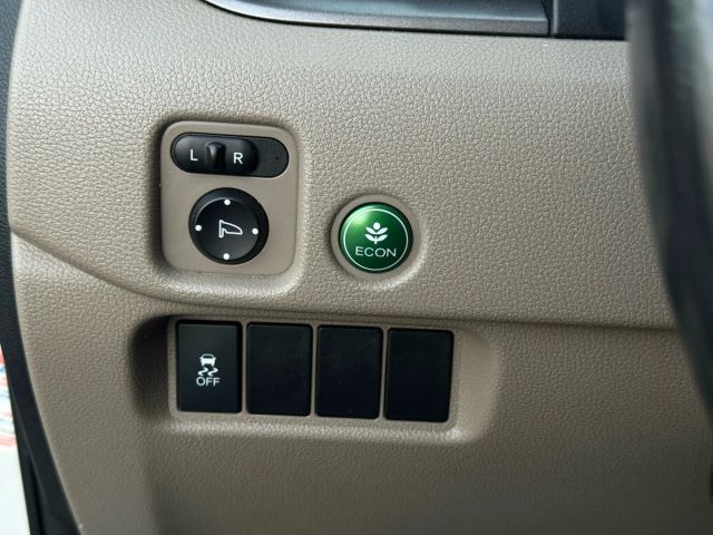 2016 Honda Pilot EX-L Image 32 of 38