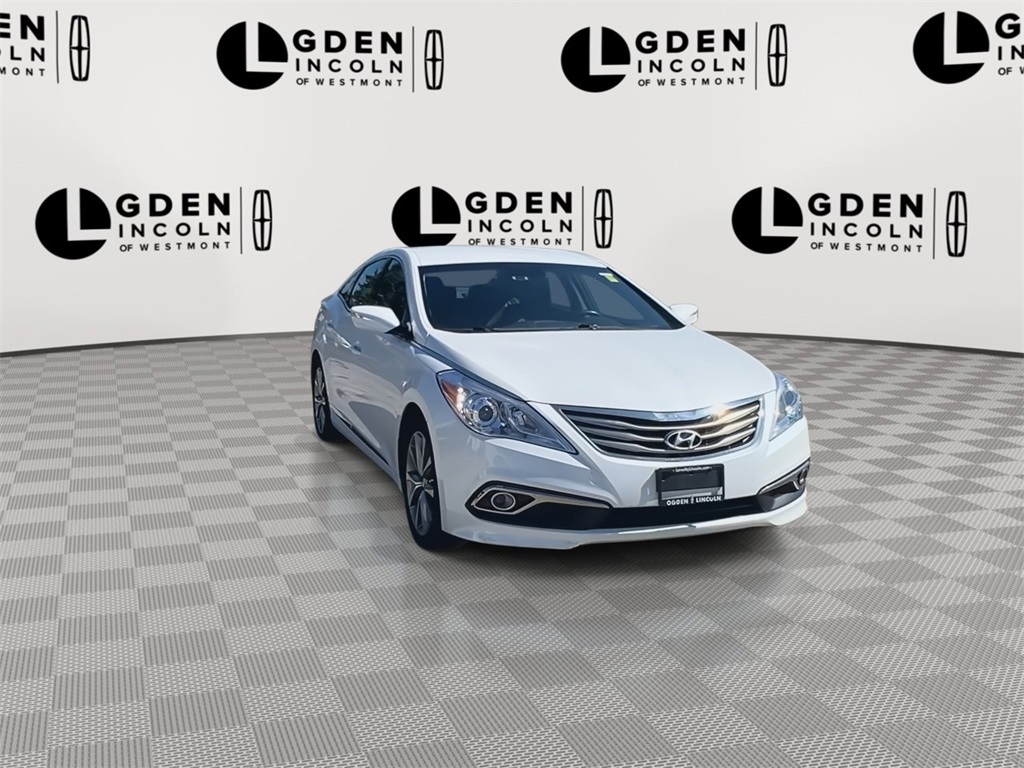 Vehicle image 4 of 31