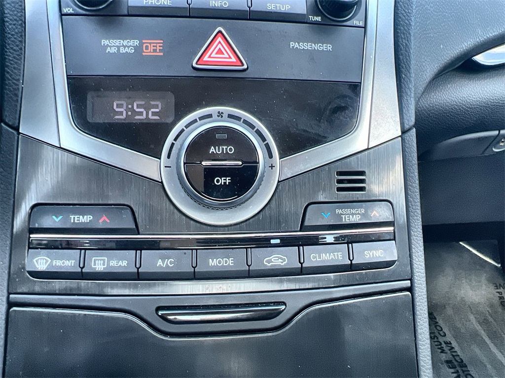 Vehicle image 29 of 31