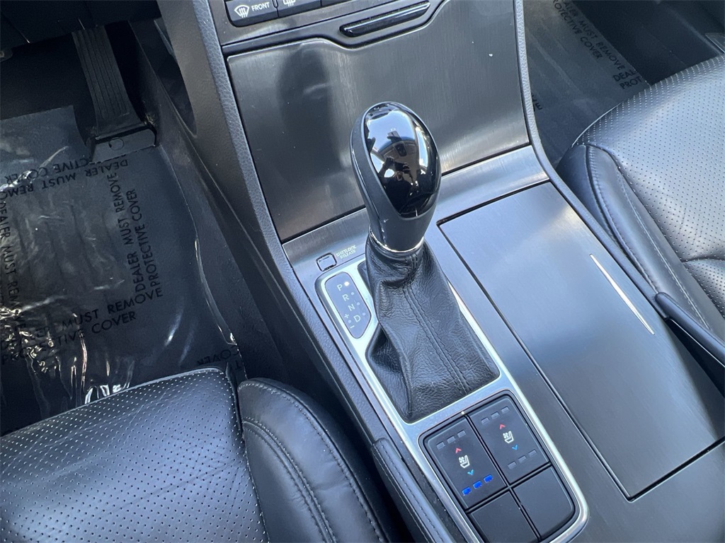 Vehicle image 30 of 31