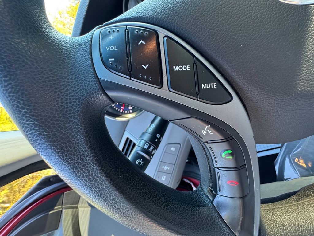 2016 Hyundai Elantra SE Image 25 of 30