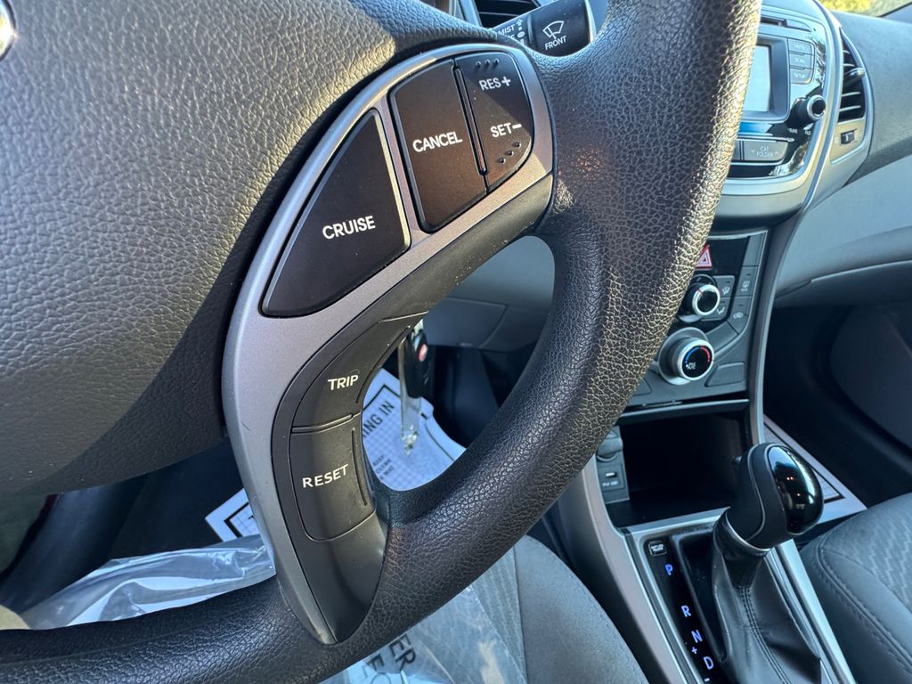 2016 Hyundai Elantra SE Image 28 of 30