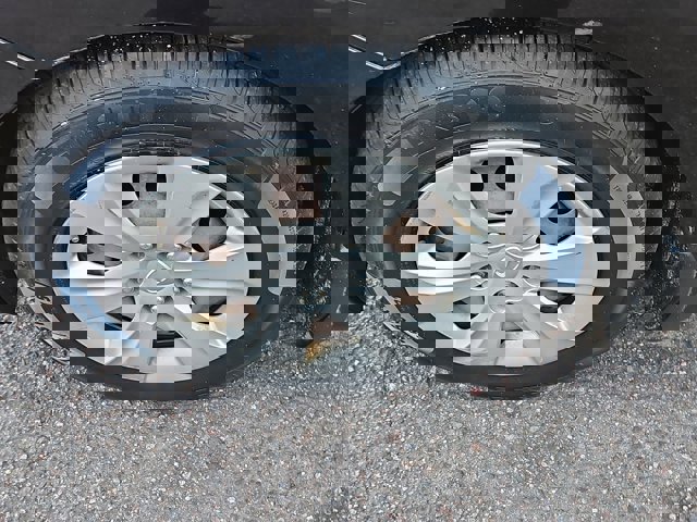 Vehicle image 11 of 20