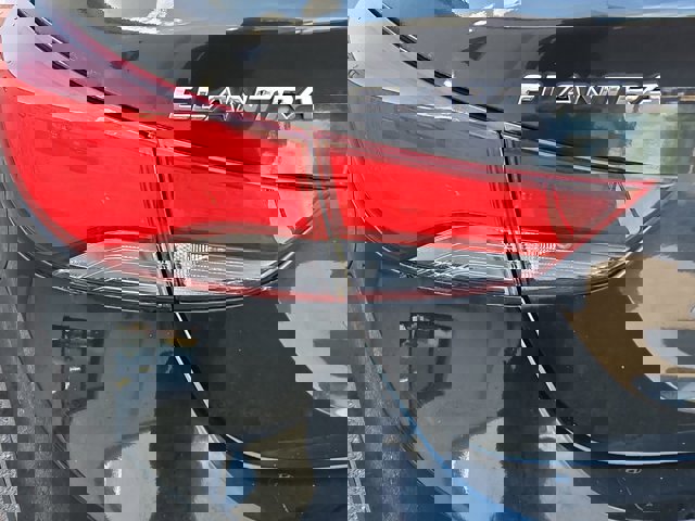 Vehicle image 16 of 20