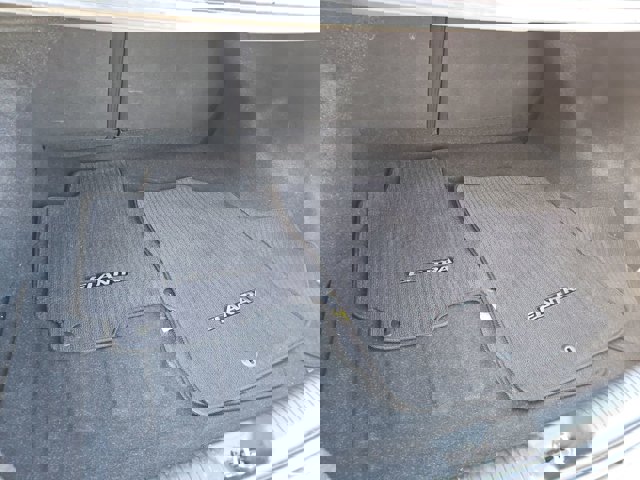 Vehicle image 12 of 20