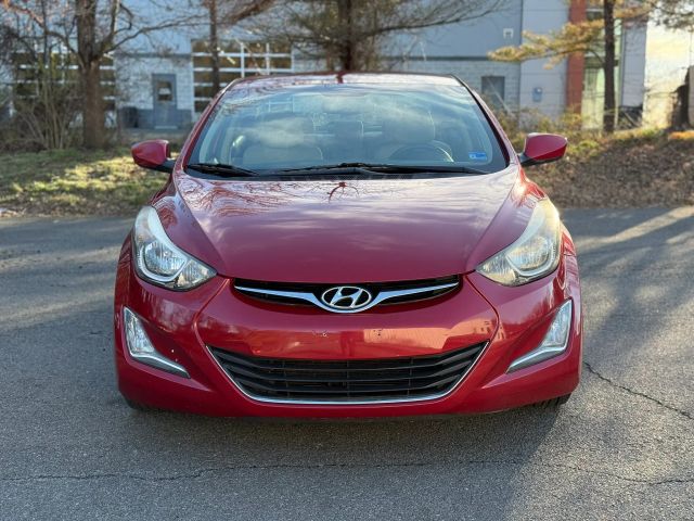 2016 Hyundai Elantra SE Image 2 of 55