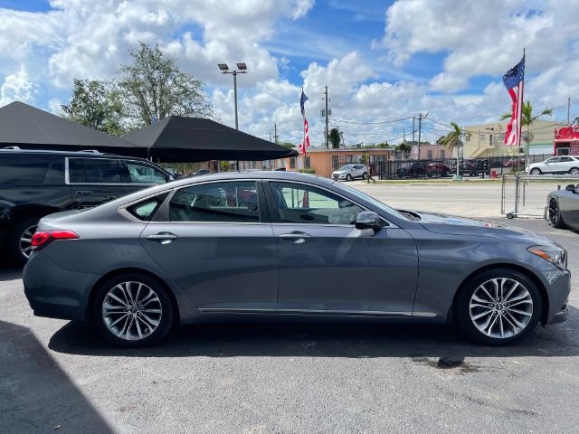Vehicle image 5 of 33