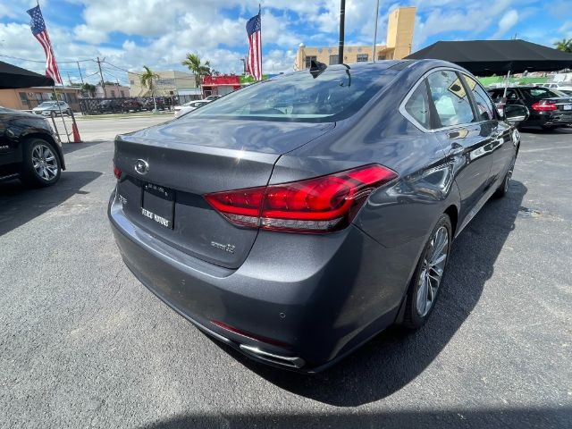 Vehicle image 6 of 33