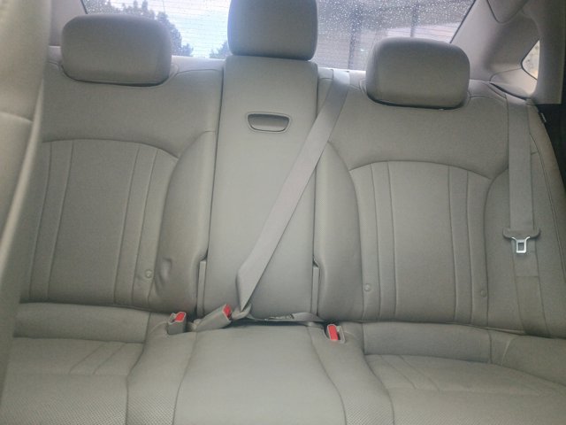 Vehicle image 12 of 35